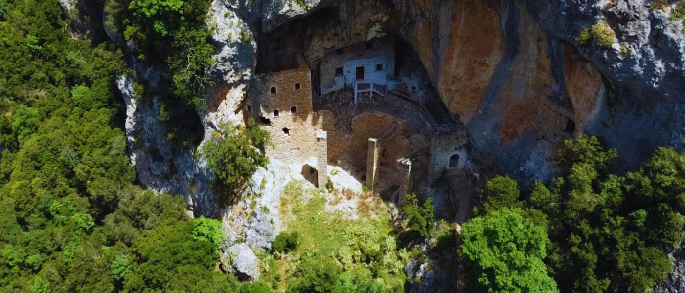 Hiking Vamvakou – Agia Kyriaki Monastery